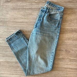 BRANDY MELVILLE Basic High Rise Denim